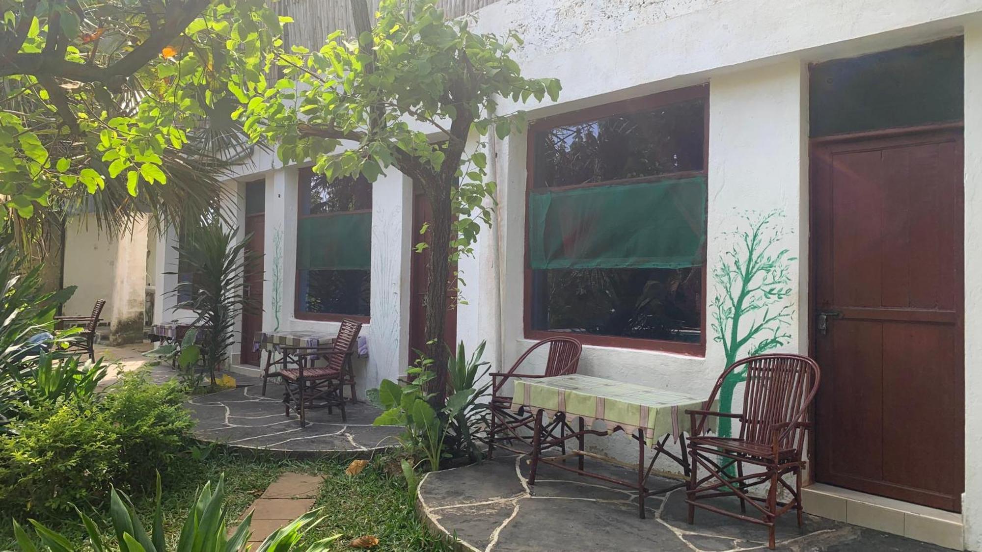 Diani Hostel Playa de Diani Exterior foto