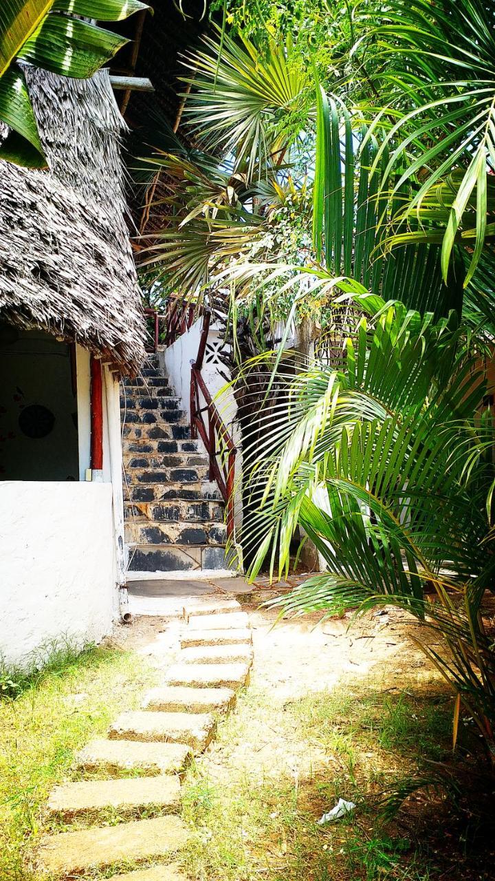 Diani Hostel Playa de Diani Exterior foto